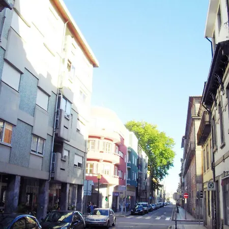 Bombarda House & *